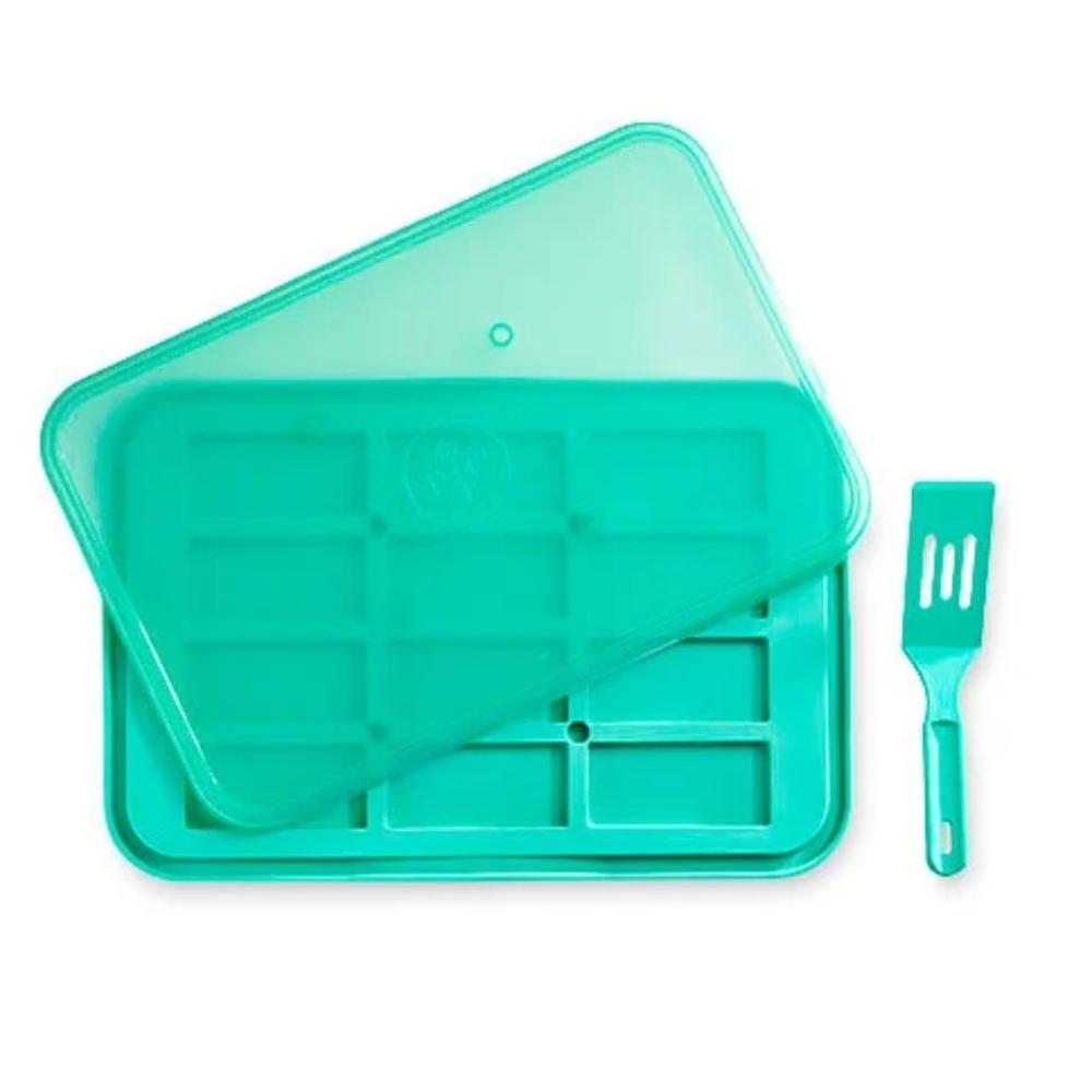 NWOT Pampered Chef Blue Storage Container with Compartments